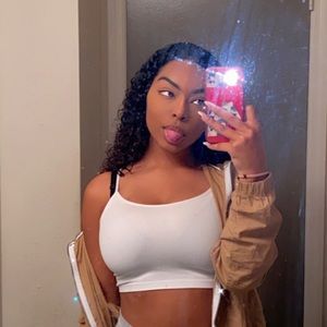 Meet your Posher, Dasia